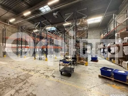 local d'activité 490 m²