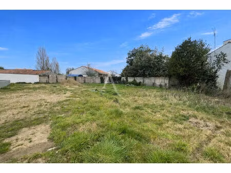 terrain le fenouiller - hors lotissement - 593 m2