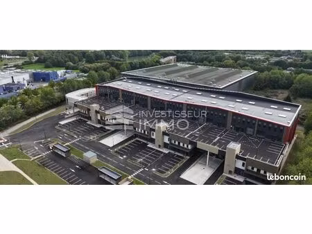 local d'activité 4 327 m²