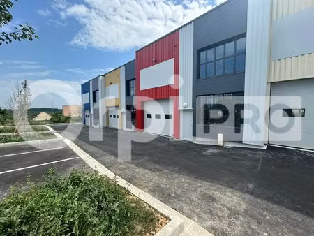 local d'activite a louer