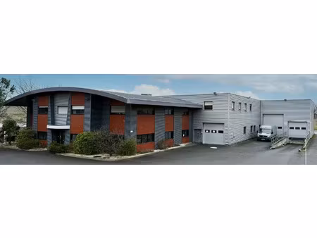 location commerce 1980 m² à fleurieux-sur-l’arbresle (69210)