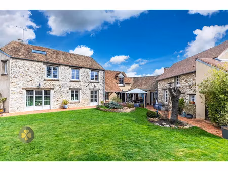 vente maison 8 pièces 300 m² à longnes (78980)  598 000 €