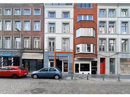 commerce à louer – 33m² + 30m² de cave