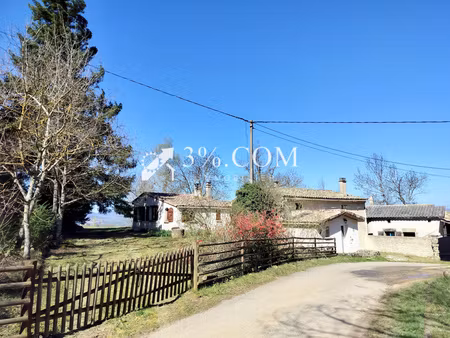 maison en pierre de 120m2 avec dépendances sur parcelles attenantes de 6738m2