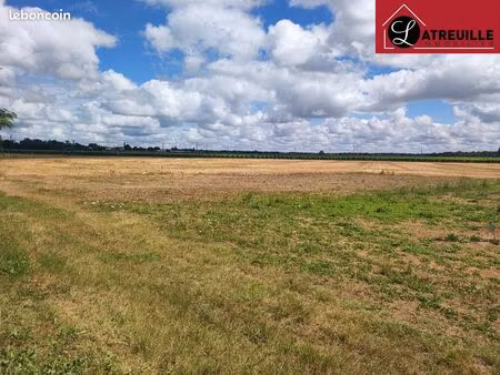 terrain 1170 m² tesson