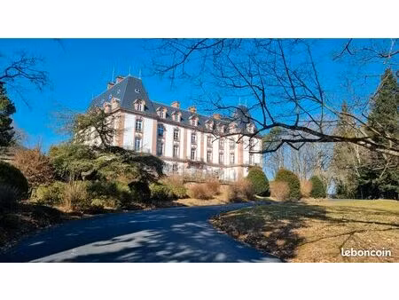 appartement 8 pièces 360 m²