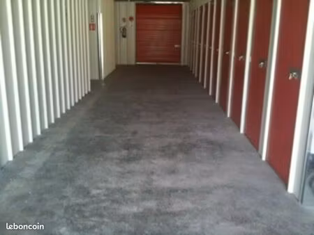 garage/box 6 m² saint martin de villereglan