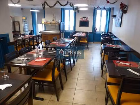 vente bureaux et commerces aux herbiers (85500) : à vendre / les herbiers