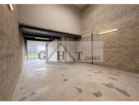 entrepôt de 175 m² à louer à saint pierre du perray