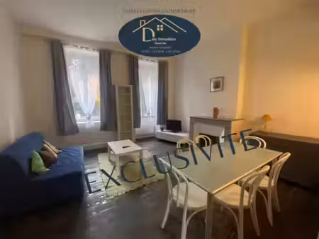 charmant appartement de 50m2 avec cour plein centre ville