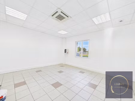 location bureau 22 m² à châteaurenard (13160)