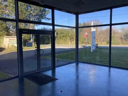 location bureau 485 m² à guipavas (29490)