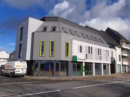 location bureau 217 m² à landerneau (29800)