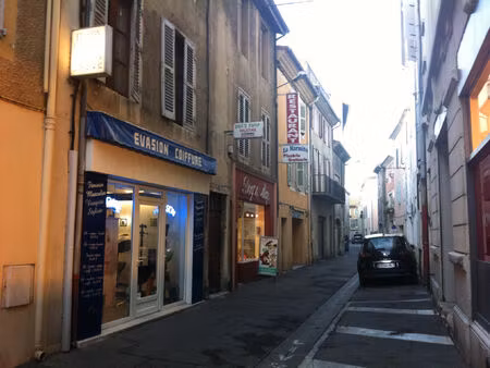 location commerce 47 m² à montélimar (26200)