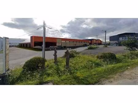 location commerce 2025 m² à plougastel-daoulas (29470)