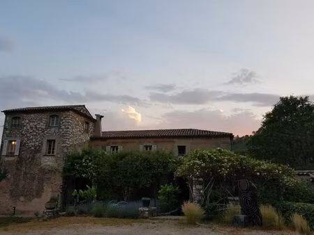 location maison 5 pièces 260 m² à peille (06440)