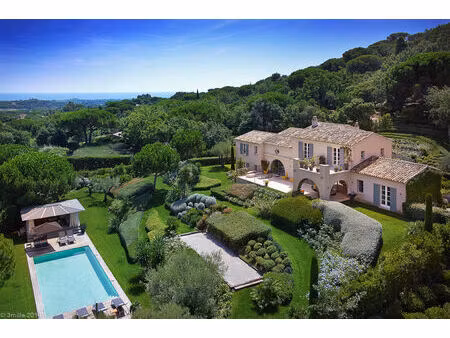 location maison 6 pièces 280 m² à ramatuelle (83350)