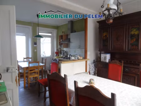 vente maison à rostrenen (22110) : à vendre / 96m² rostrenen