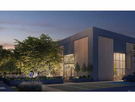 location commerce 305 m² à trélazé (49800)