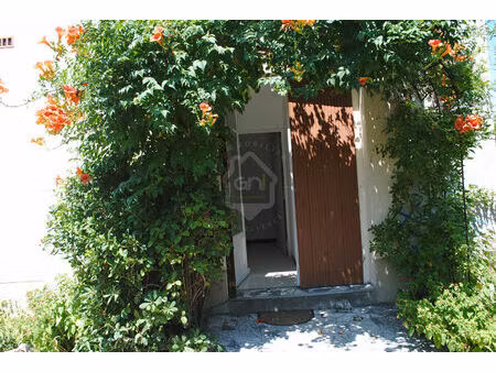 location appartement 1 pièce 21 m² à le pontet (84130)