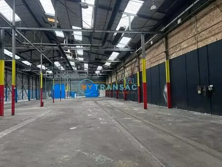 a louer local d'activité de 1 600m² situé à corbeil