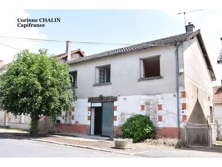 dpt allier (03)  à vendre montcombroux les mines ancien commerce avec deux appartements