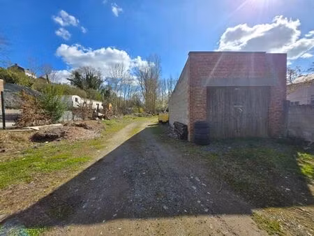 magnifique terrain de 35 ares au calme!