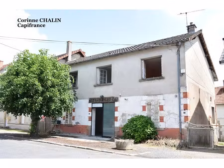 vente maison 10 pièces 205 m² à montcombroux-les-mines (03130)  55 000 €