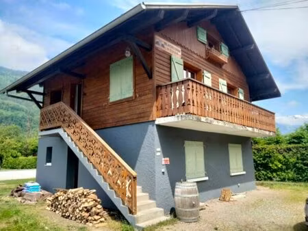 à la rivière-enverse  chalet à vendre