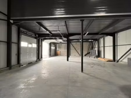 local d'activite a louer