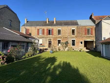 maison de 272 m² à lucquy