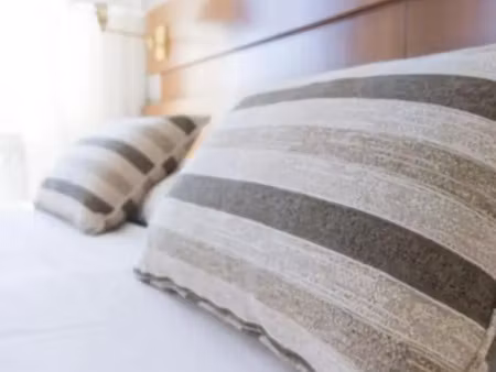 a vendre - hôtel restaurant - murs et fonds