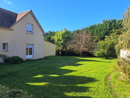 vente maison 6 pièces  342.00m²  favrieux