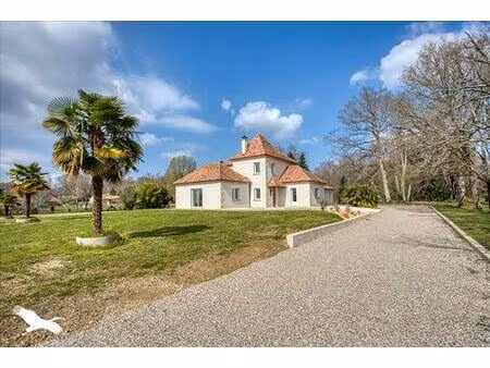 vente maison 7 pièces 181 m² saint-astier (24110)