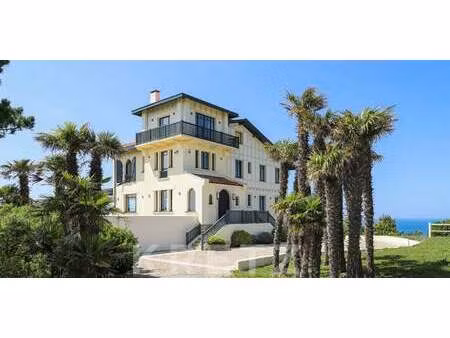 maison avec piscine et terrasse bidart (64)