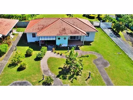 maison / appt f3 mitoyen de 73 9m2 avec jardin de 112 m2 au françois