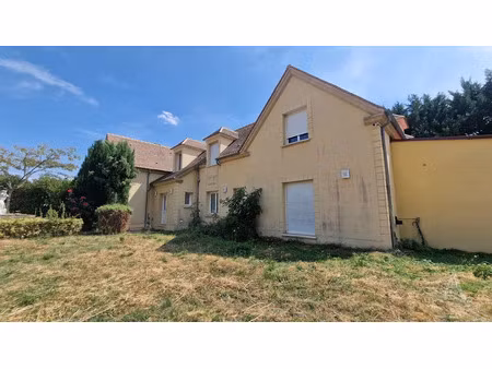 vente maison 7 pièces 278 m² à favrieux (78200)  554 000 €