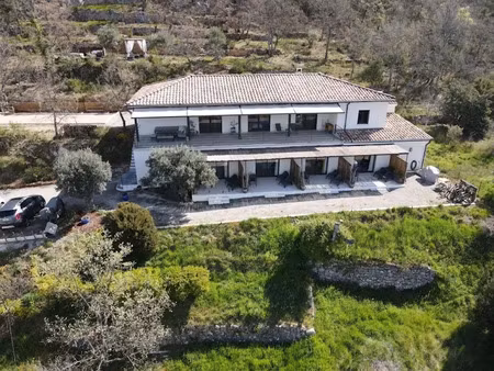 vente villa 8 pièces 232 m² à bauduen (83630)  840 000 €