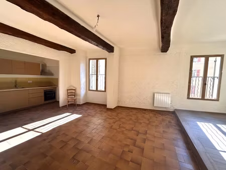 vente appartement 4 pièces 54 m² à cotignac (83570)  173 000 €
