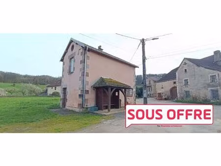 maison de village 3 pièces avec four à pain