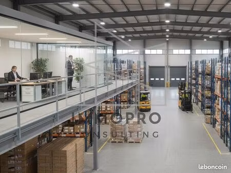 local 1939 m² normanville