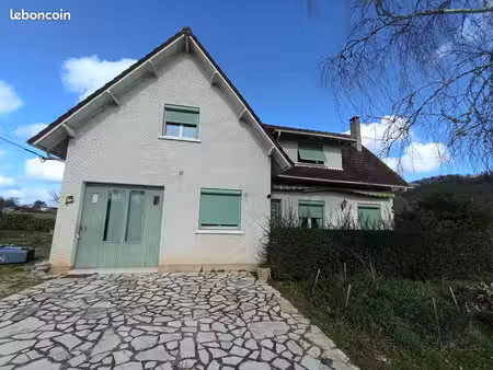 pavillon 6 pièces 155 m²