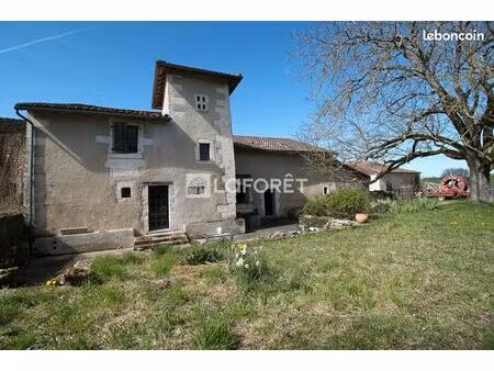 maison 4 pièces 280 m²