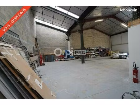 local d'activité 312 m²