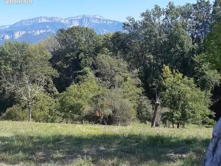 terrain 1 381 m² moirans