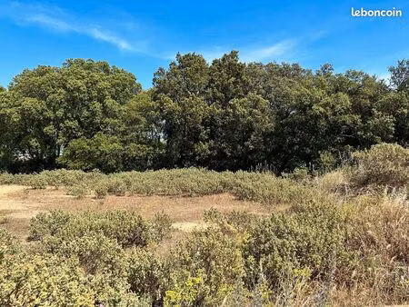 terrain 779 m² vers-pont-du-gard