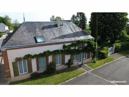 maison de ville 5 pièces 195 m²