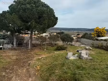 terrain 984 m² le pouget