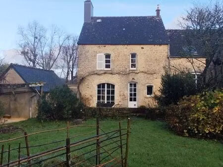 propriété 4 pièces 124 m²