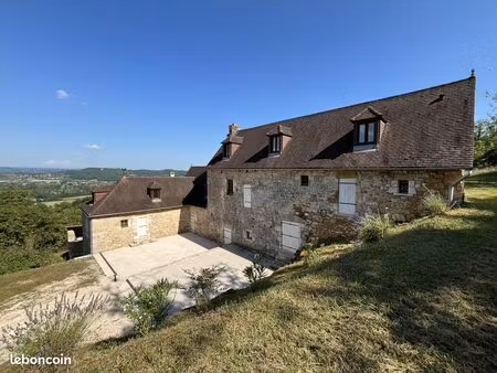 propriété 7 pièces 273 m²